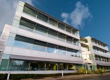 Business center South Terminal Arrivals, Gatwick Airport RH6 0NP West Sussex