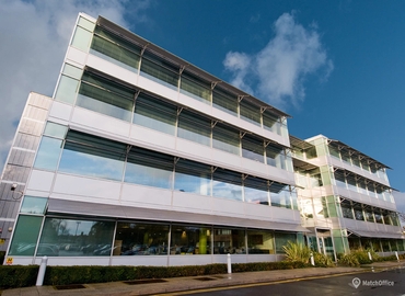 50 m² Shared workspace  in West Sussex, South Terminal Arrivals (RH6 0NP) - 8 | MatchOffice.com