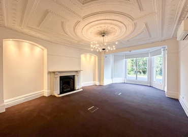 Business center 6 Lower Teddington Road KT1 4ER Kingston upon Thames