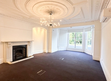 Business center 6 Lower Teddington Road KT1 4ER Kingston upon Thames