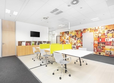 45 m² Shared workspace  in Basingstoke, Stroudley Road (RG24 8UP) - 6 | MatchOffice