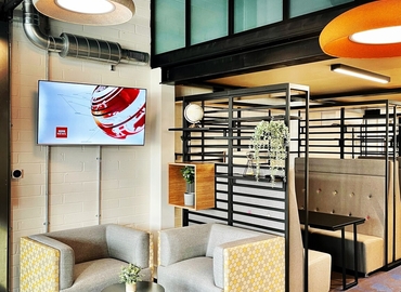 Business centre  in East London, Millharbour Court , 40 m² - MatchOffice.co.uk