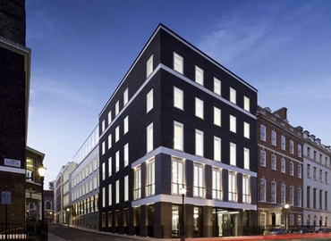 Business center Saint James's Square 8 SW1Y 4JU Central London