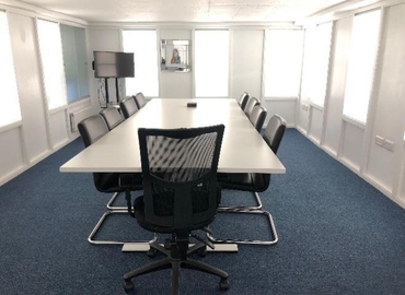 Business center Lower Richmond Road 181 TW9 4LN West London