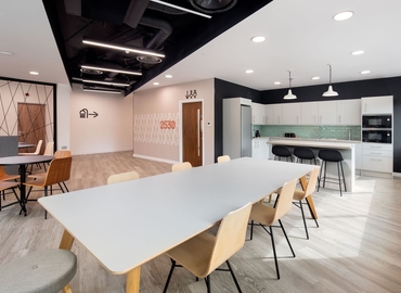 Business center 2530 Aztec West BS32 4AW Bristol