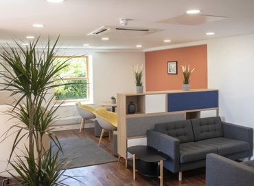 Business center West Street GU9 7EQ Farnham