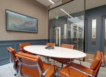 Virtual office 70 Pall Mall, St James's SW1Y 5NQ The City of London