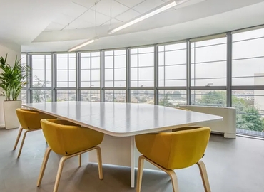 Virtual office 12 Hammersmith Grove W6 7AE West London