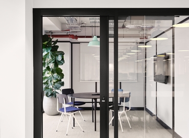 Business center 207 Old Street  EC1V 9NR Central London