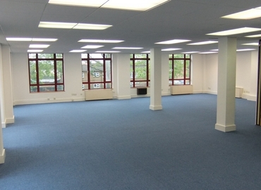 10 m² Business park in Kent, 37 - 47 Balmoral Road (TW9 4LN) - 2 | MatchOffice.com