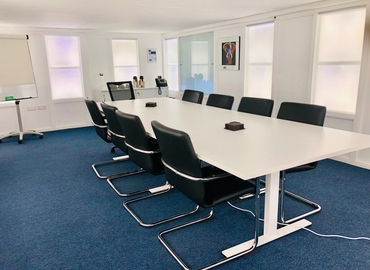 Business center 165 The Broadway Wimbledon TW9 4LN West London