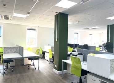 10 m² Business space in Brighton, Chatsworth Road 31 (BN11 1LY) - 1 | MatchOffice