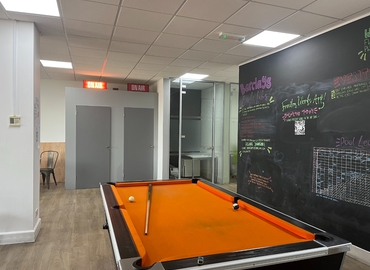 10 m² Business space in Brighton, Chatsworth Road 31 (BN11 1LY) - 0 | MatchOffice