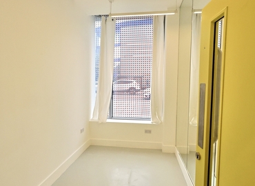 Office Ealing Road 261 HA0 1ET North London