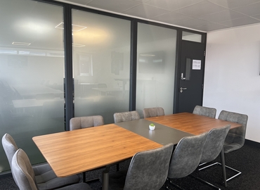 Business center Richardshaw Road LS28 6LE West Yorkshire
