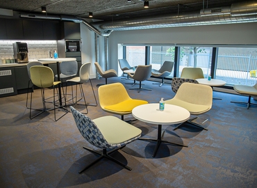 Meeting room Millharbour Court  E14 9TR East London