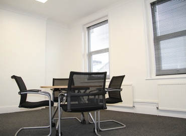 Office West Ham Lane 61a E15 4PH East London