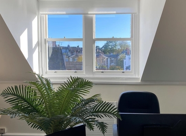 Business center 85 High Street Tunbridge TN1 1XP Kent