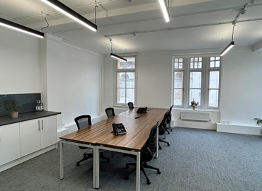 Virtual office Blackwell House EC2V 5AE Central London