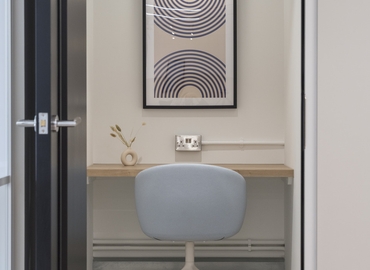 Business center 15 Long Lane EC1A 9PN West London