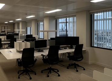 Business center 33 Cavendish Square W1G 0PW West London