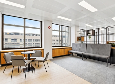 Business center 33 Cavendish Square W1G 0PW West London