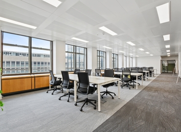 Business center 33 Cavendish Square W1G 0PW West London