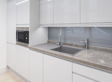 Business center Tennyson House, 159-165 Great Portland Street W1W 5PA West London