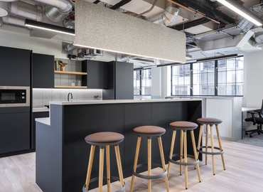 Business center Cannon Street 120 EC4N 6AS Central London