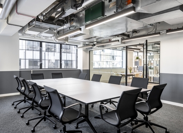Business center Cannon Street 120 EC4N 6AS Central London