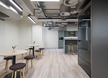 Business center Cannon Street 120 EC4N 6AS Central London