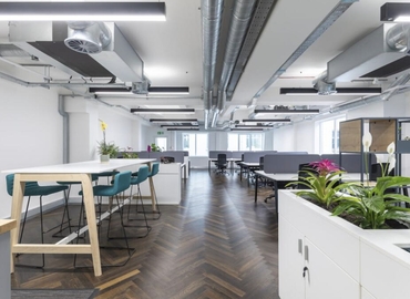 Business center 13 Austin Friars EC2N 2HE West London