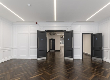 Business center 13 Austin Friars EC2N 2HE West London