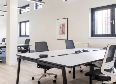 Office Hatchers Yard SE1 3LE East London