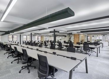 Business center Goat Yard, 20 Queen Elizabeth Street SE1 2RJ East London