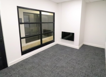 Office Percy St LS12 1EL Leeds City Centre