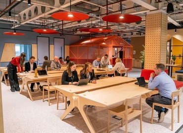 30 m² Convention center in Buckinghamshire, Brunel Way 2 (SL1 1XL) - 1 | MatchOffice