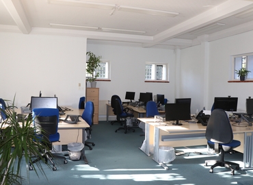Business centre  in Basingstoke, The Manor House, 350 m² - MatchOffice.co.uk