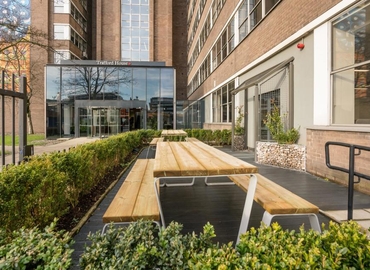 Business center Chester Road, Old Trafford M32 0RS Greater Manchester