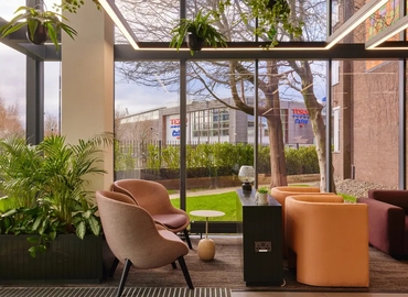 Business center Chester Road, Old Trafford M32 0RS Greater Manchester