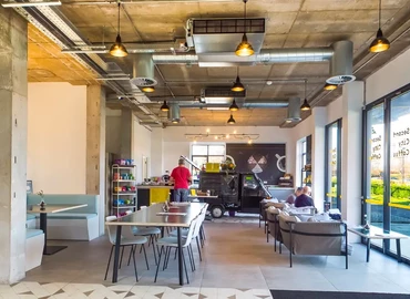 45 m² Conference space in Warrington, Wilderspool Park (WA4 6HL) - 6 | MatchOffice.com