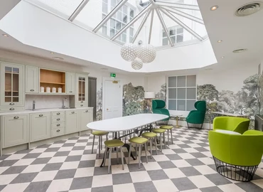 45 m² Conference hall in Warrington, Wilderspool Park (WA4 6HL) - 9 | MatchOffice.com