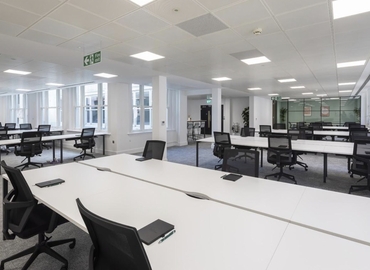 Business center 81 Gracechurch Street EC3V 0AU West London