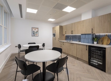 1394 m² Serviced office in West London, 30 Eastcheap (EC3M 1HD) - 3 | MatchOffice