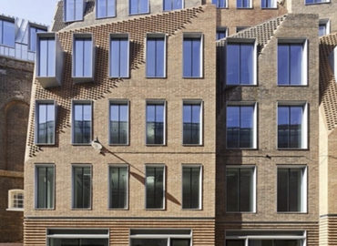 Office Suffolk Street W1U 2SJ West London