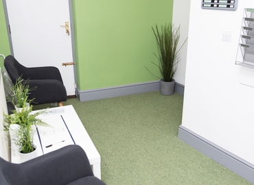 Office Mansfield Road 8 NG16 3AQ Nottingham