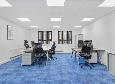 10 m² Business space in Gloucestershire, Tetbury Road (GL7 6JJ) - 0 | MatchOffice