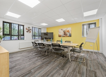  Conference room in Gloucestershire, Tetbury Road (GL7 6JJ) - 1 | MatchOffice