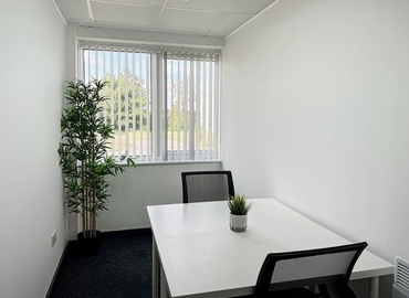 400 m² Business center in West Yorkshire, Richardshaw Road (LS28 6LE) - 16 | MatchOffice