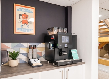 Office for rent in Leeds City Centre, Coal Road 120, 280 m² - MatchOffice.co.uk